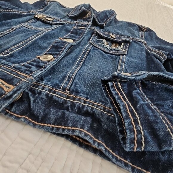 Rue21 Cropped Jean Jacket Women's Small Dark Wash EUC Long Sleeve Embellished - Picture 3 of 12